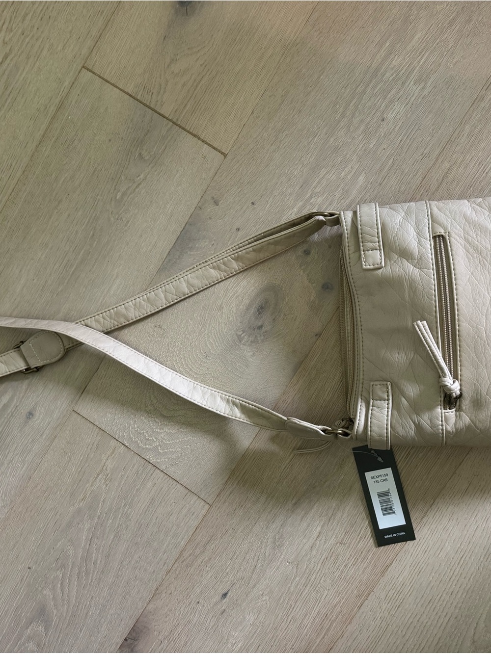 Bueno Cream Purse - Picture 4 of 4